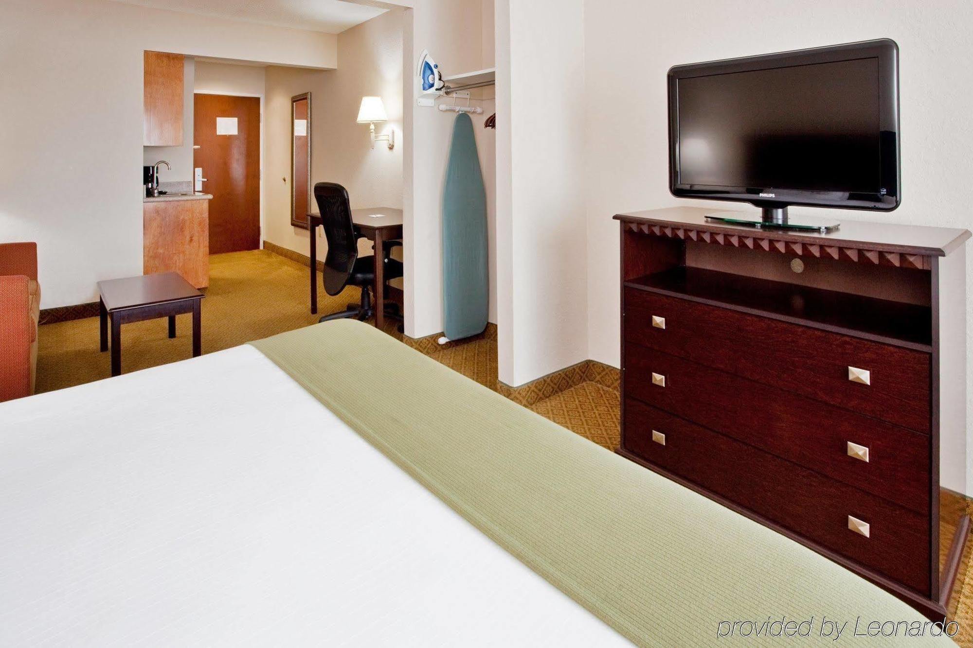 Holiday Inn Express Hotel & Suites Kinston By Ihg Oda fotoğraf